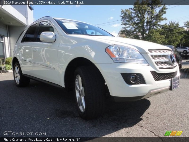 Arctic White / Black 2009 Mercedes-Benz ML 350 4Matic