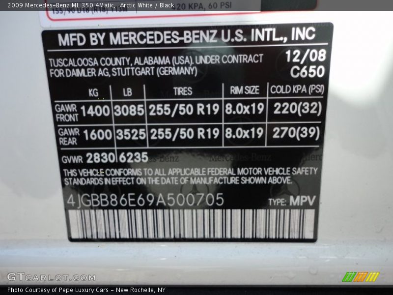 Arctic White / Black 2009 Mercedes-Benz ML 350 4Matic