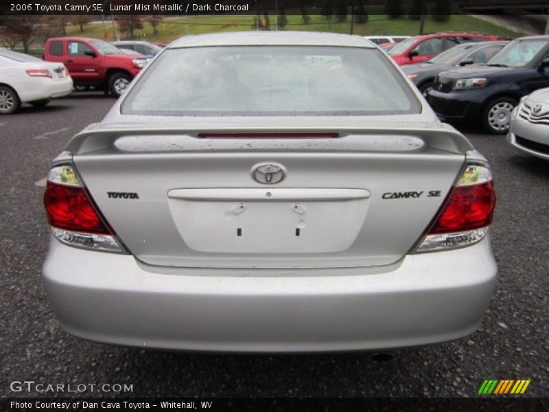 Lunar Mist Metallic / Dark Charcoal 2006 Toyota Camry SE