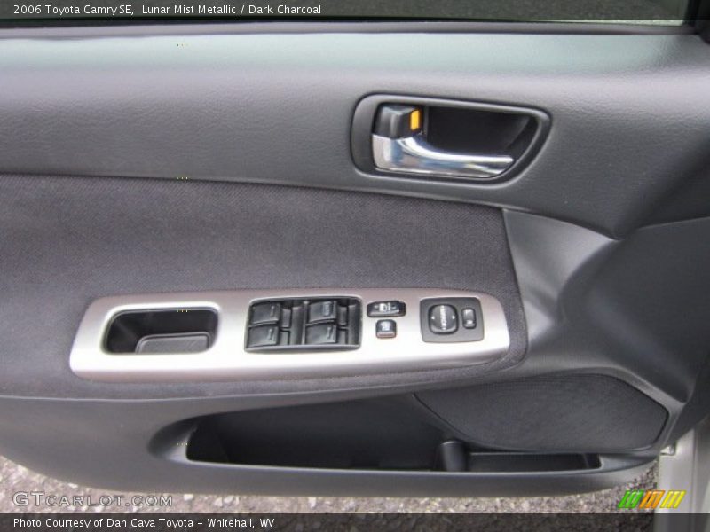 Lunar Mist Metallic / Dark Charcoal 2006 Toyota Camry SE