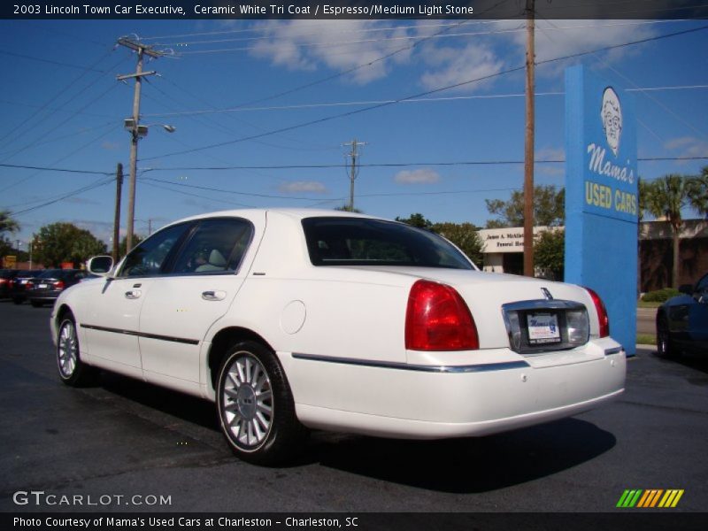 Ceramic White Tri Coat / Espresso/Medium Light Stone 2003 Lincoln Town Car Executive