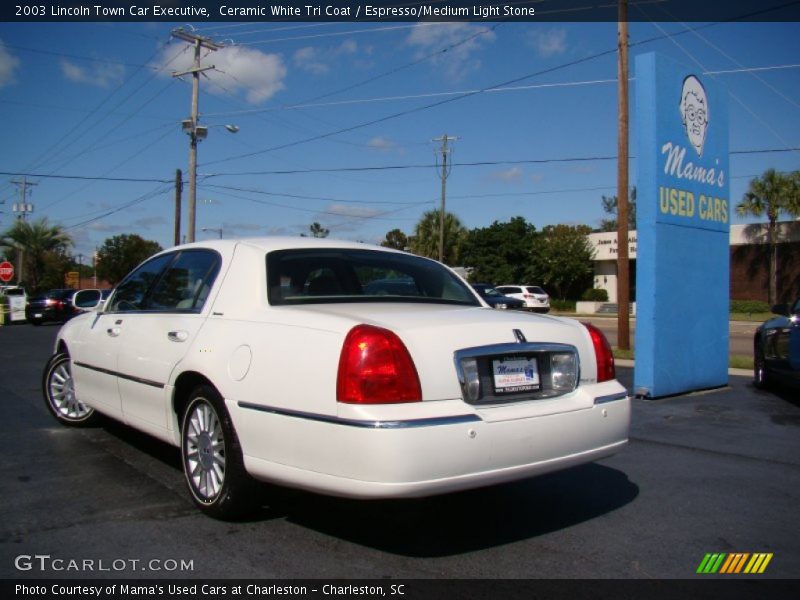 Ceramic White Tri Coat / Espresso/Medium Light Stone 2003 Lincoln Town Car Executive