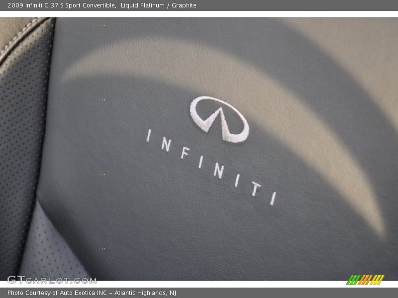  2009 G 37 S Sport Convertible Logo