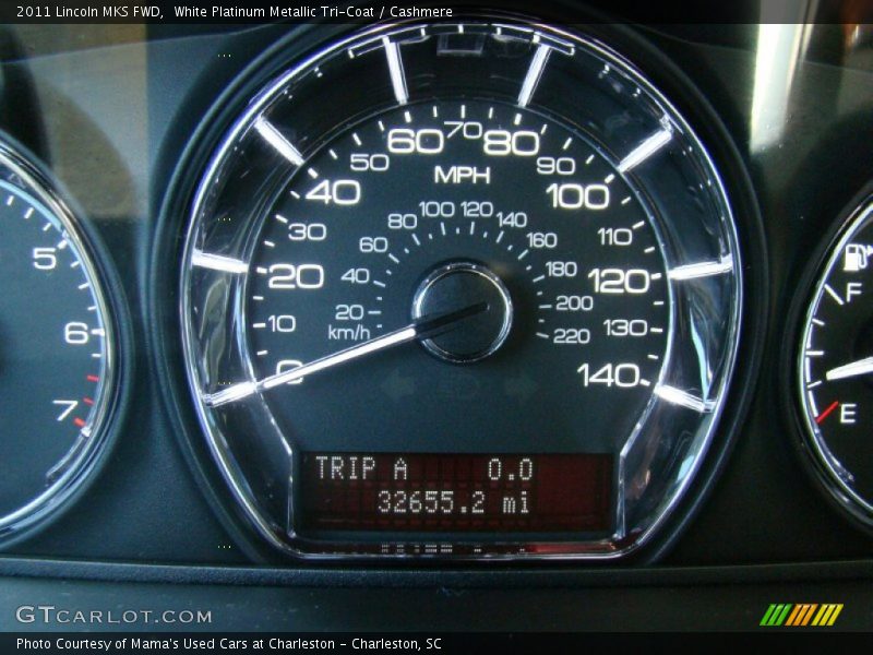 White Platinum Metallic Tri-Coat / Cashmere 2011 Lincoln MKS FWD