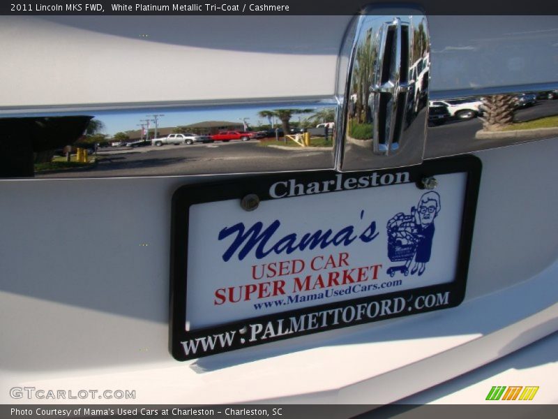 White Platinum Metallic Tri-Coat / Cashmere 2011 Lincoln MKS FWD