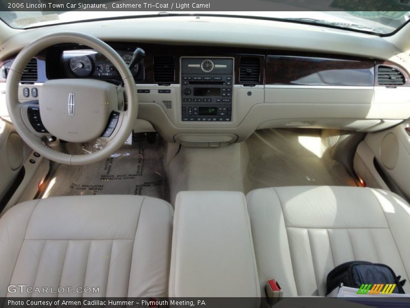 Dashboard of 2006 Town Car Signature
