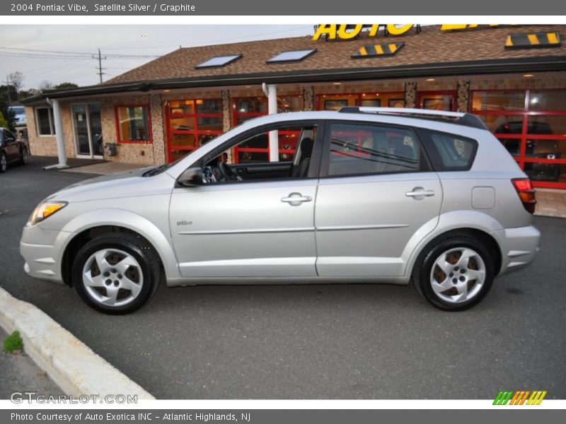 Satellite Silver / Graphite 2004 Pontiac Vibe