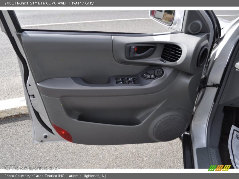 Pewter / Gray 2001 Hyundai Santa Fe GL V6 4WD