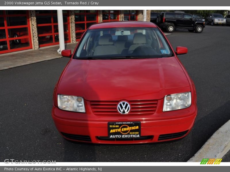 Tornado Red / Gray 2000 Volkswagen Jetta GLS Sedan