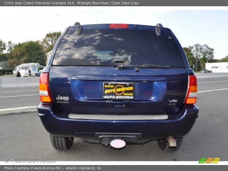 Midnight Blue Pearl / Dark Slate Gray 2004 Jeep Grand Cherokee Overland 4x4