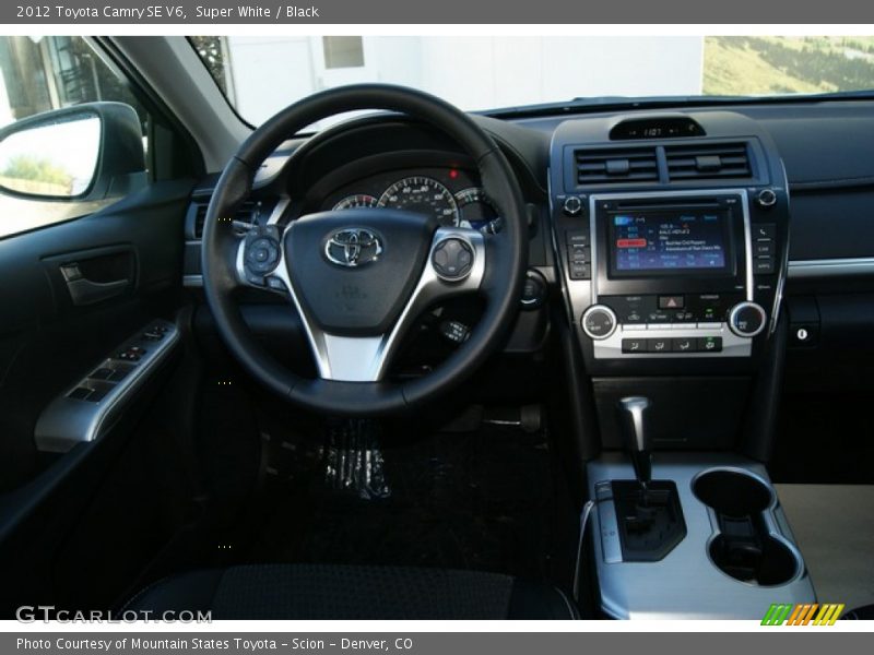 Super White / Black 2012 Toyota Camry SE V6