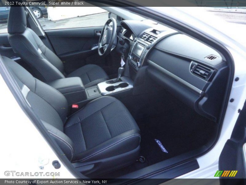 Super White / Black 2012 Toyota Camry SE