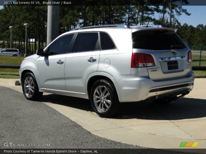 Bright Silver / Black 2011 Kia Sorento SX V6