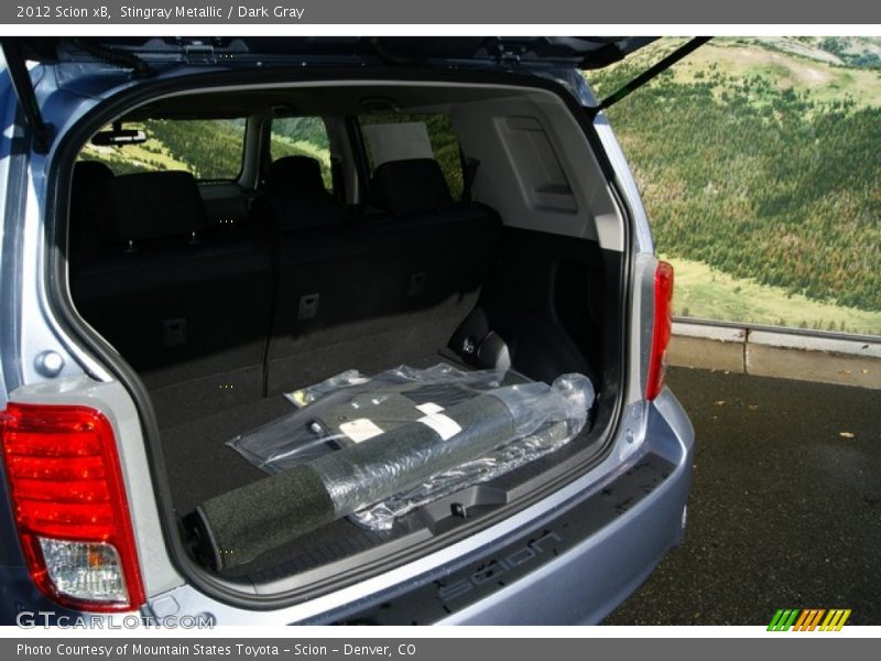 Stingray Metallic / Dark Gray 2012 Scion xB