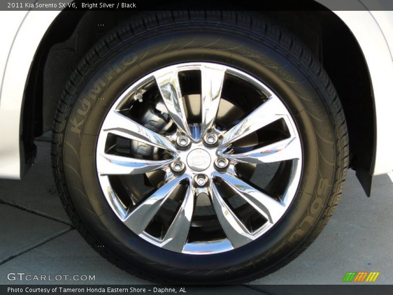 Bright Silver / Black 2011 Kia Sorento SX V6