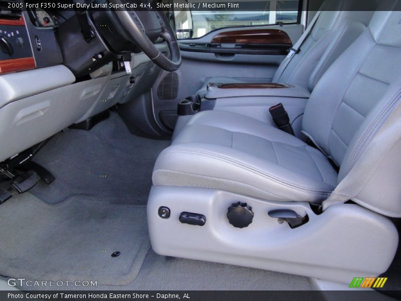Silver Metallic / Medium Flint 2005 Ford F350 Super Duty Lariat SuperCab 4x4