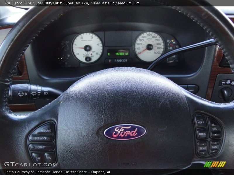 Silver Metallic / Medium Flint 2005 Ford F350 Super Duty Lariat SuperCab 4x4