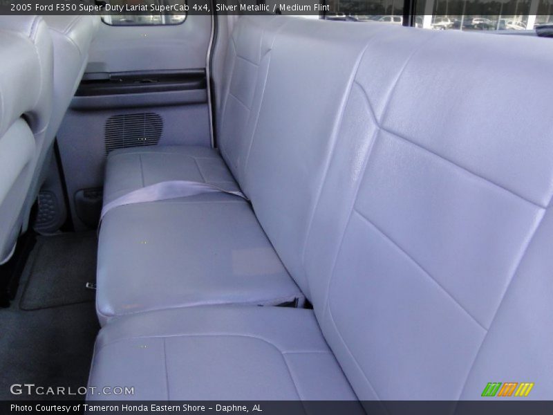 Silver Metallic / Medium Flint 2005 Ford F350 Super Duty Lariat SuperCab 4x4