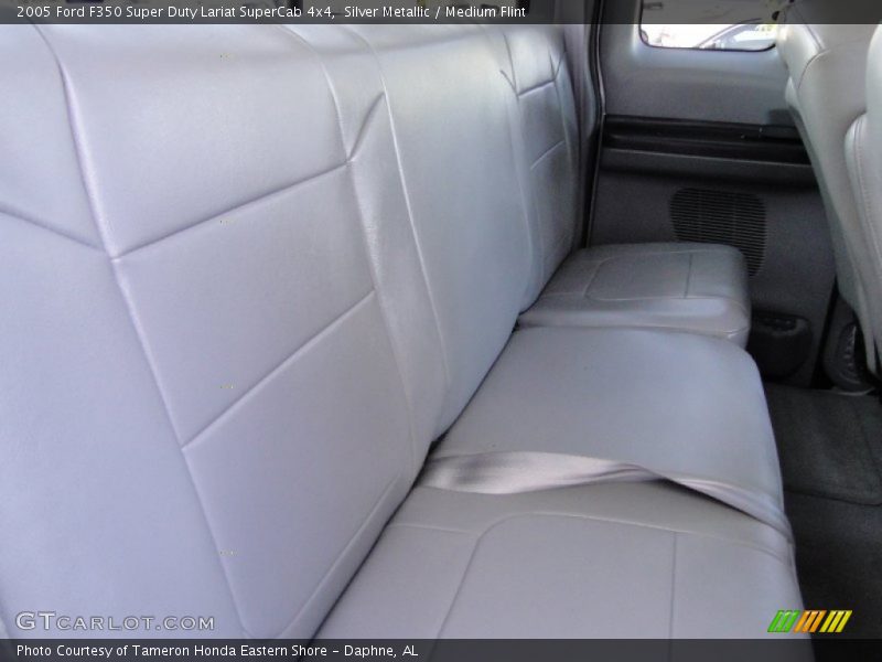 Silver Metallic / Medium Flint 2005 Ford F350 Super Duty Lariat SuperCab 4x4
