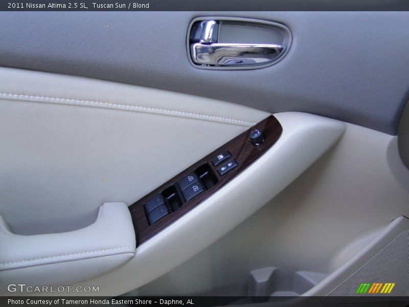 Tuscan Sun / Blond 2011 Nissan Altima 2.5 SL