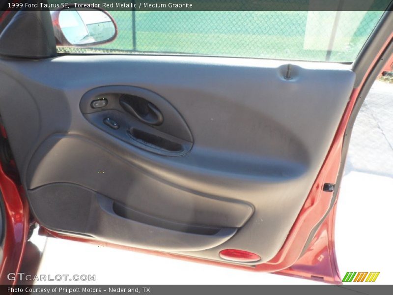 Toreador Red Metallic / Medium Graphite 1999 Ford Taurus SE
