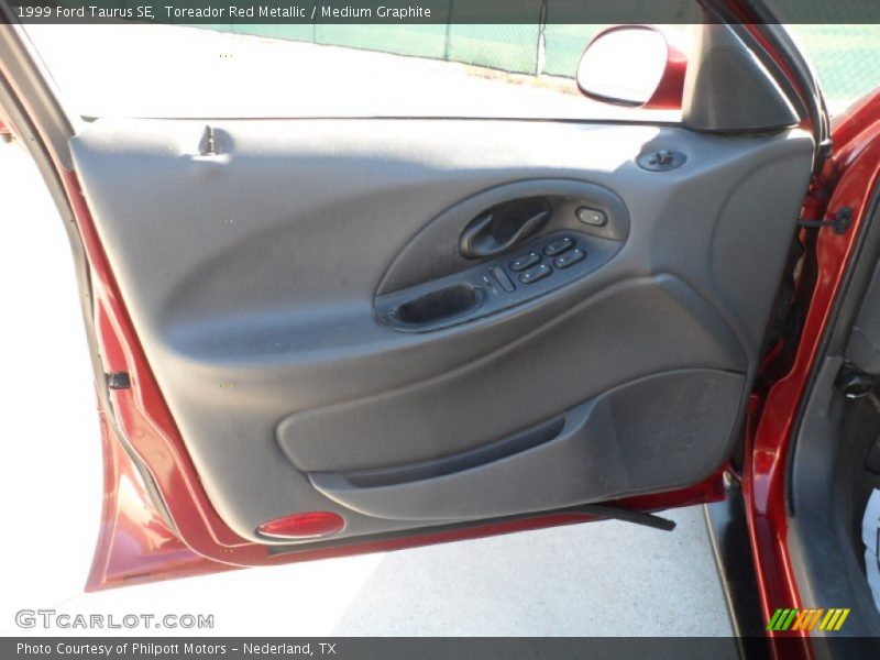 Toreador Red Metallic / Medium Graphite 1999 Ford Taurus SE