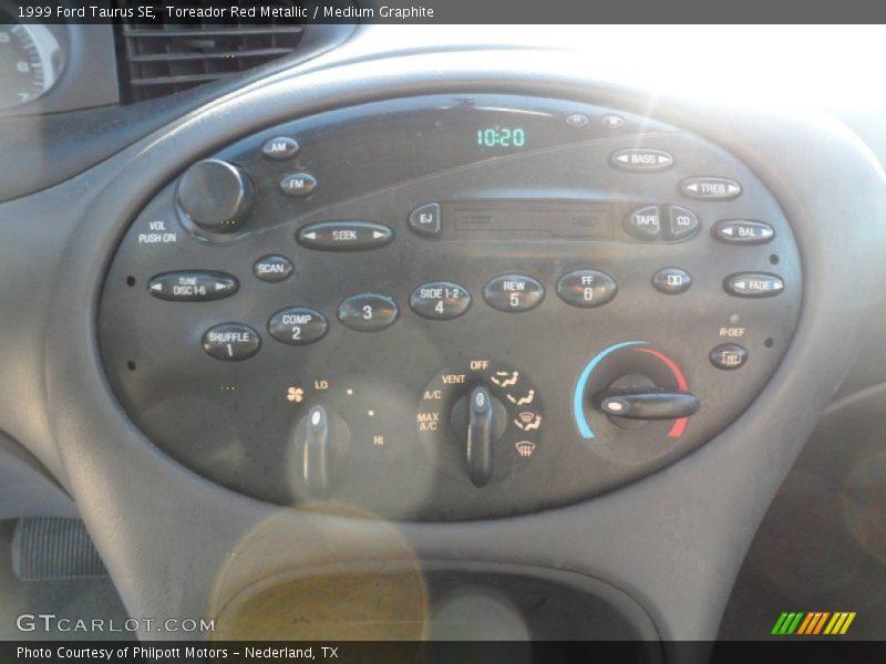 Toreador Red Metallic / Medium Graphite 1999 Ford Taurus SE