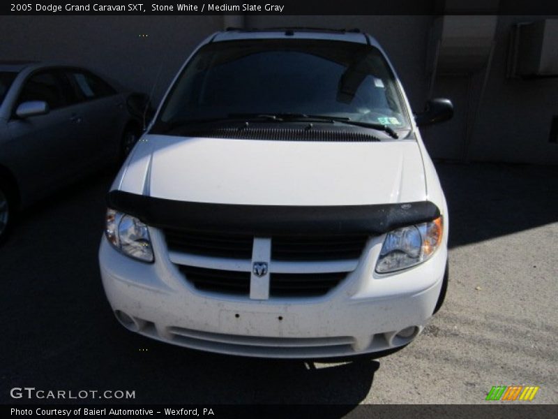 Stone White / Medium Slate Gray 2005 Dodge Grand Caravan SXT