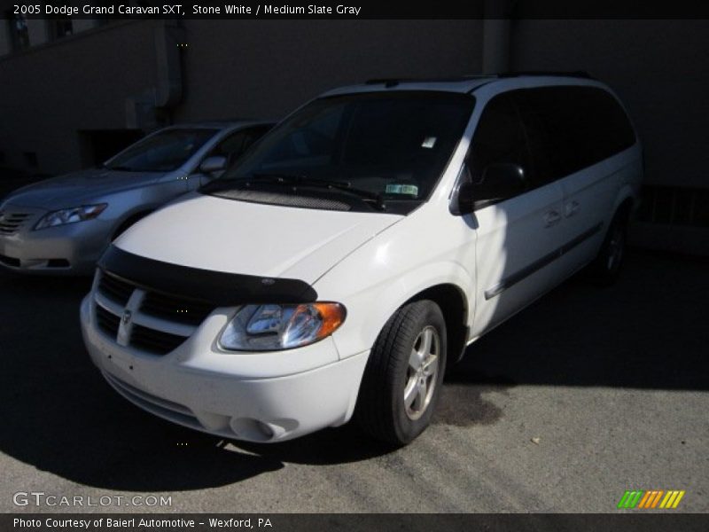 Stone White / Medium Slate Gray 2005 Dodge Grand Caravan SXT