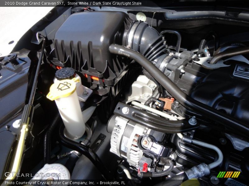 Stone White / Dark Slate Gray/Light Shale 2010 Dodge Grand Caravan SXT