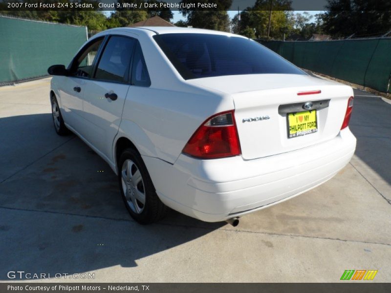 Cloud 9 White / Dark Pebble/Light Pebble 2007 Ford Focus ZX4 S Sedan