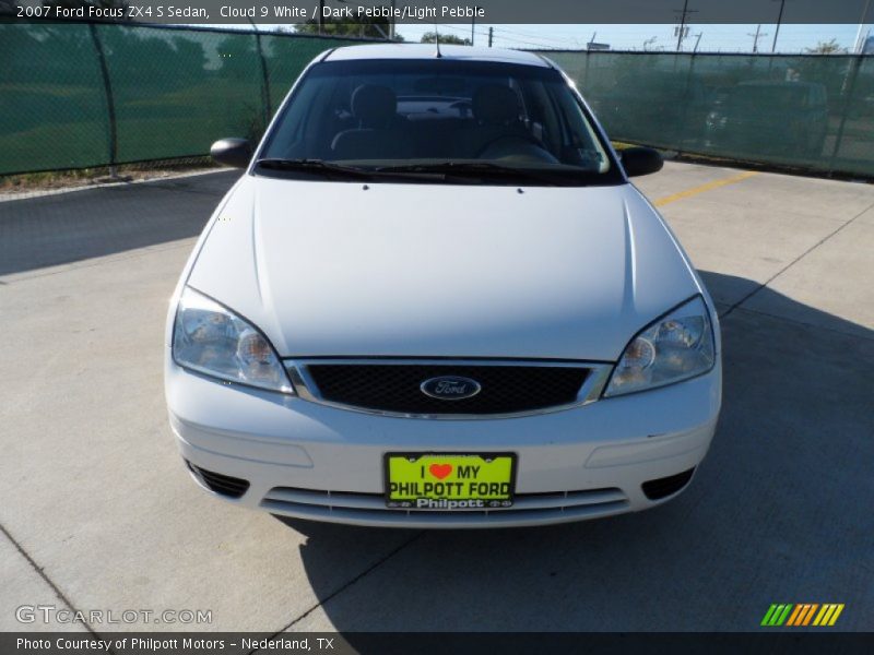 Cloud 9 White / Dark Pebble/Light Pebble 2007 Ford Focus ZX4 S Sedan