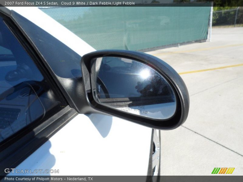 Cloud 9 White / Dark Pebble/Light Pebble 2007 Ford Focus ZX4 S Sedan