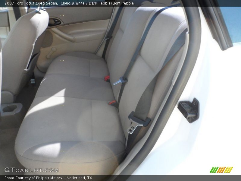 Cloud 9 White / Dark Pebble/Light Pebble 2007 Ford Focus ZX4 S Sedan