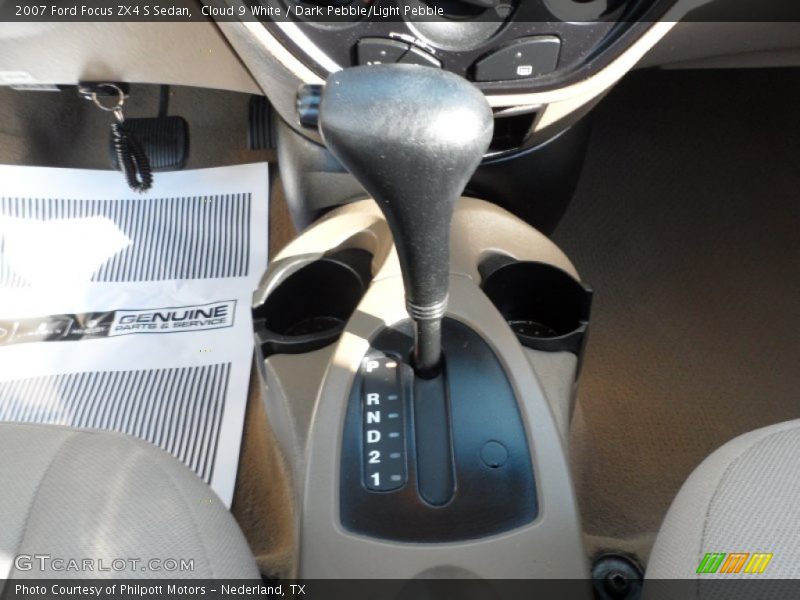 Cloud 9 White / Dark Pebble/Light Pebble 2007 Ford Focus ZX4 S Sedan