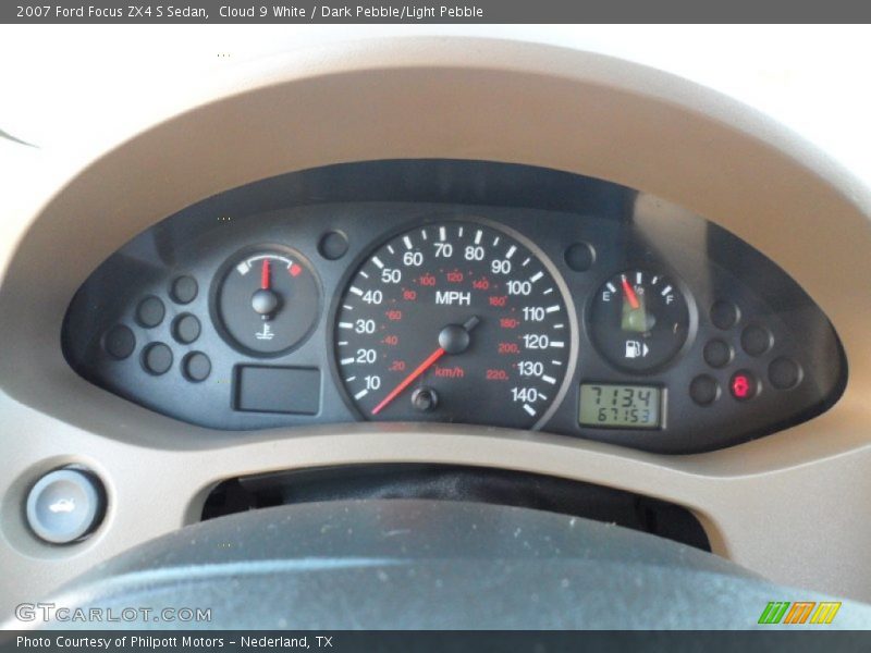 Cloud 9 White / Dark Pebble/Light Pebble 2007 Ford Focus ZX4 S Sedan