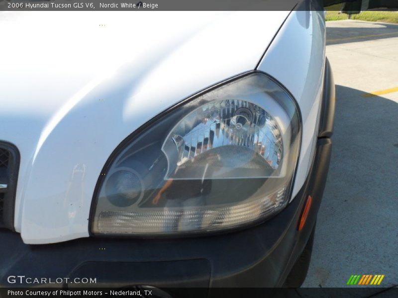 Nordic White / Beige 2006 Hyundai Tucson GLS V6