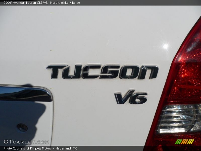 Nordic White / Beige 2006 Hyundai Tucson GLS V6