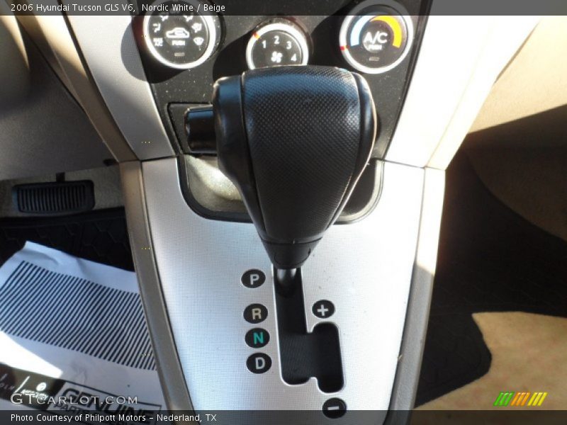 Nordic White / Beige 2006 Hyundai Tucson GLS V6