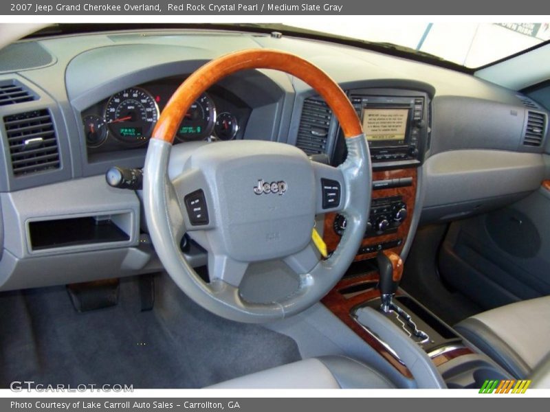 Dashboard of 2007 Grand Cherokee Overland