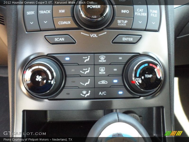 Controls of 2012 Genesis Coupe 2.0T