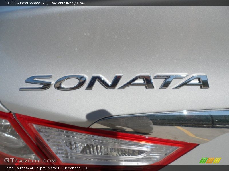 Radiant Silver / Gray 2012 Hyundai Sonata GLS