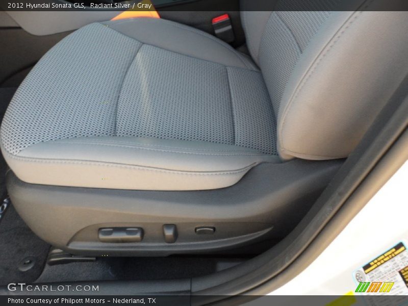 Radiant Silver / Gray 2012 Hyundai Sonata GLS