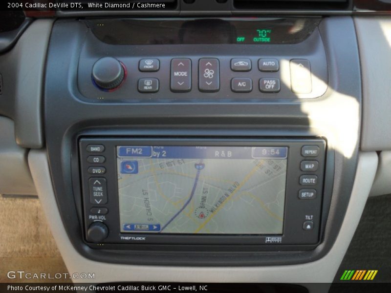 White Diamond / Cashmere 2004 Cadillac DeVille DTS