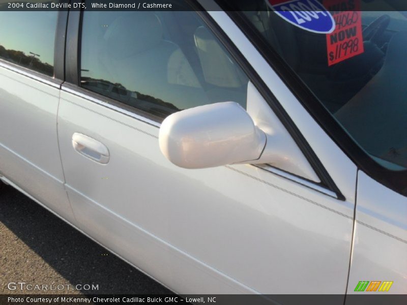 White Diamond / Cashmere 2004 Cadillac DeVille DTS