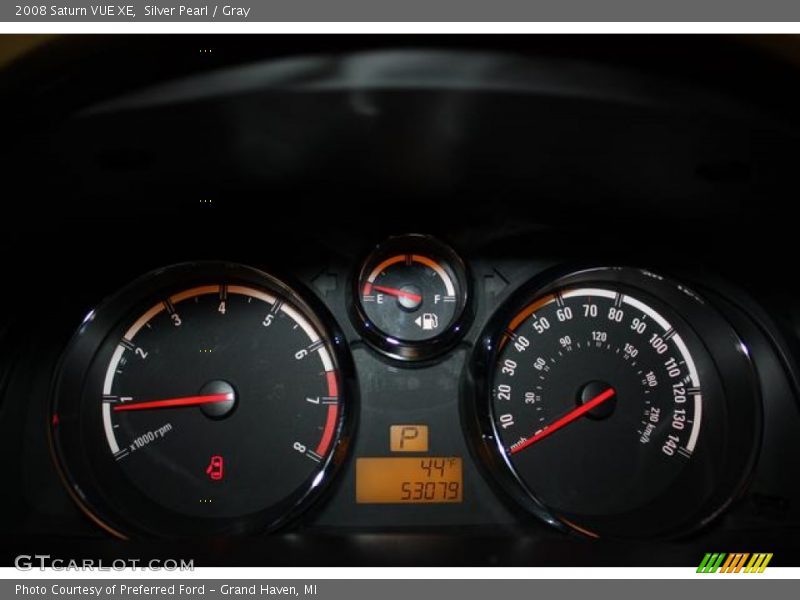 Silver Pearl / Gray 2008 Saturn VUE XE