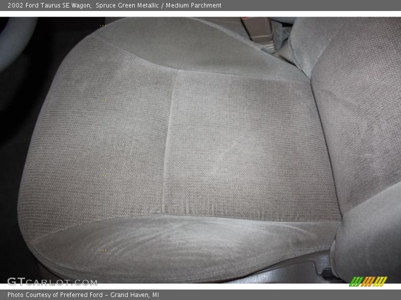Spruce Green Metallic / Medium Parchment 2002 Ford Taurus SE Wagon