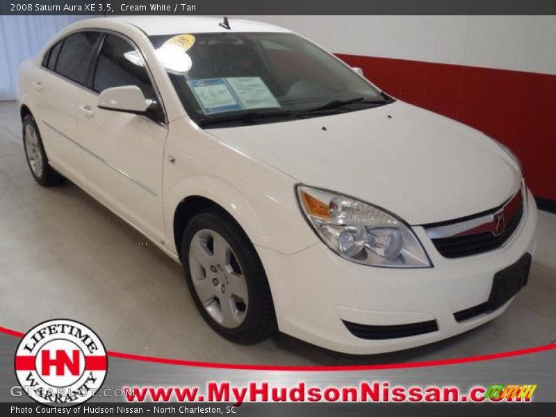Cream White / Tan 2008 Saturn Aura XE 3.5