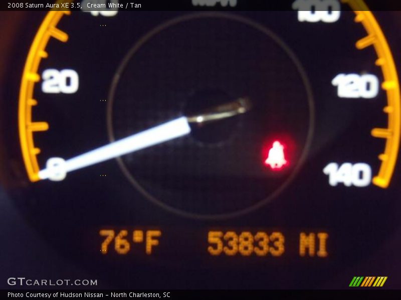 Cream White / Tan 2008 Saturn Aura XE 3.5