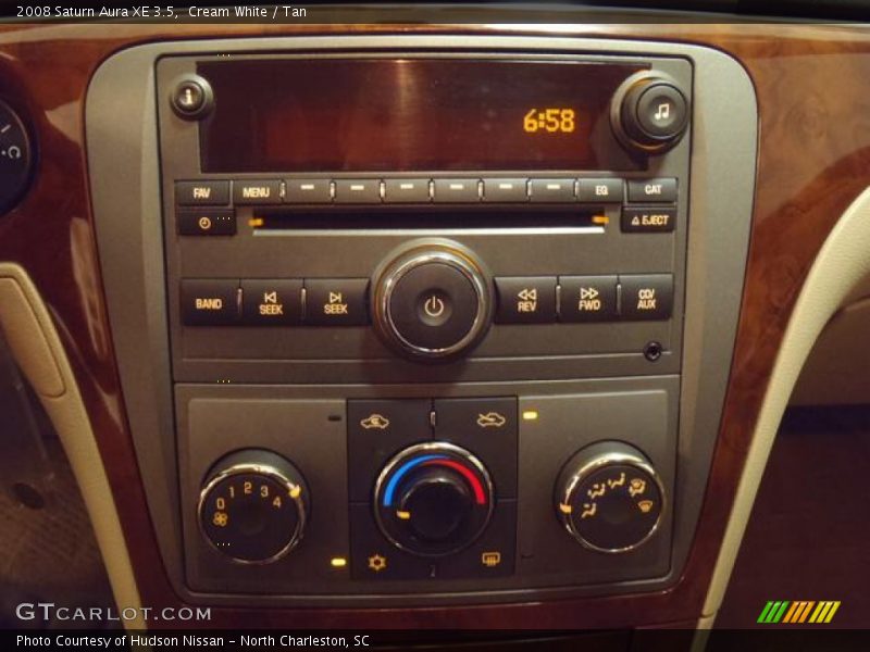 Cream White / Tan 2008 Saturn Aura XE 3.5